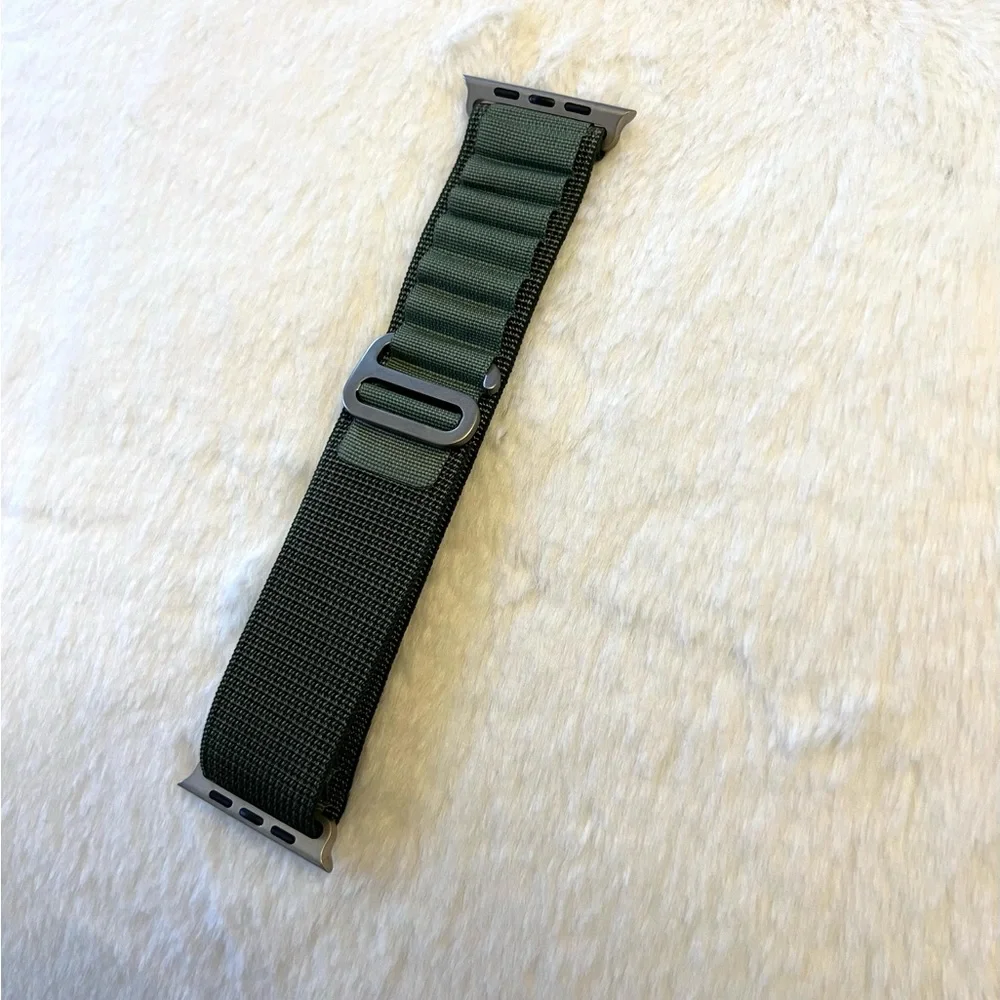 Adjustable Apple Watch Band 42/44/45/49mml